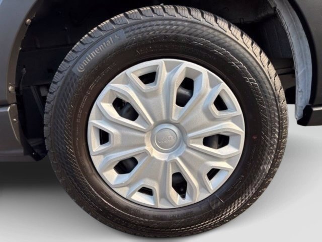 Used 2023 Ford E-Transit Medium Roof RWD image 13