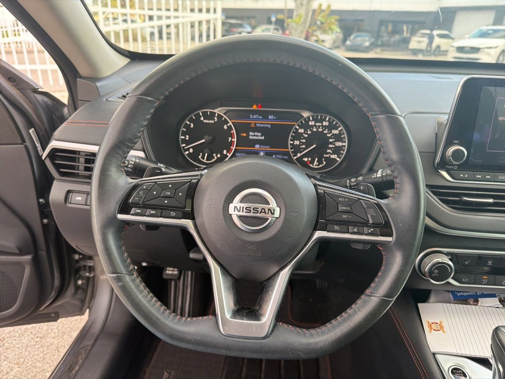 Used 2019 Nissan Altima 2.5 SR w/ SR Premium Package image 17