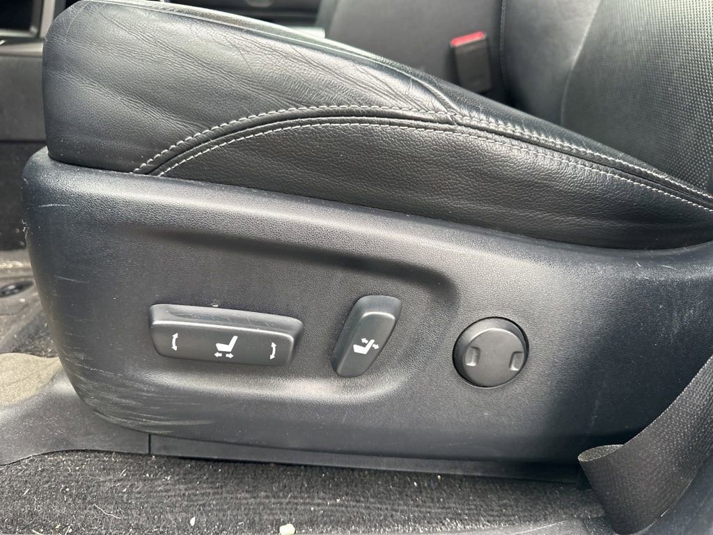 Used 2015 Toyota 4Runner Limited image 17