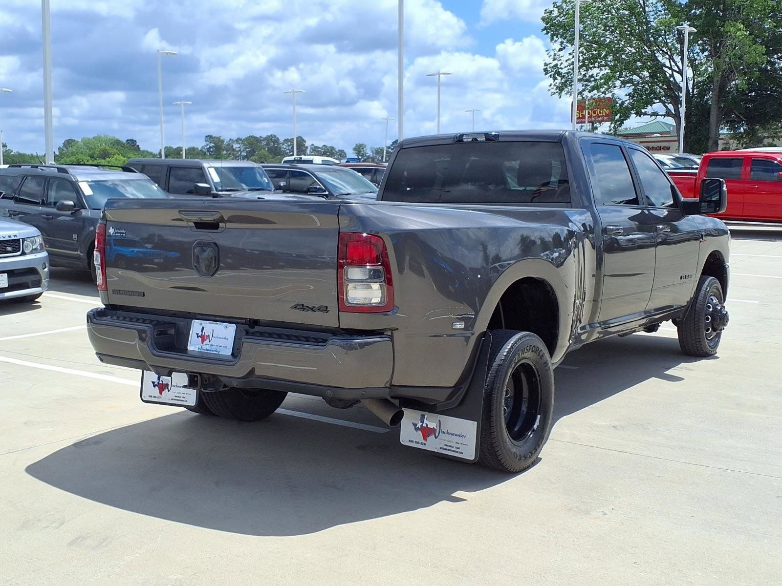 Used 2024 RAM 3500 Big Horn w/ Night Edition AWD/4WD image 6