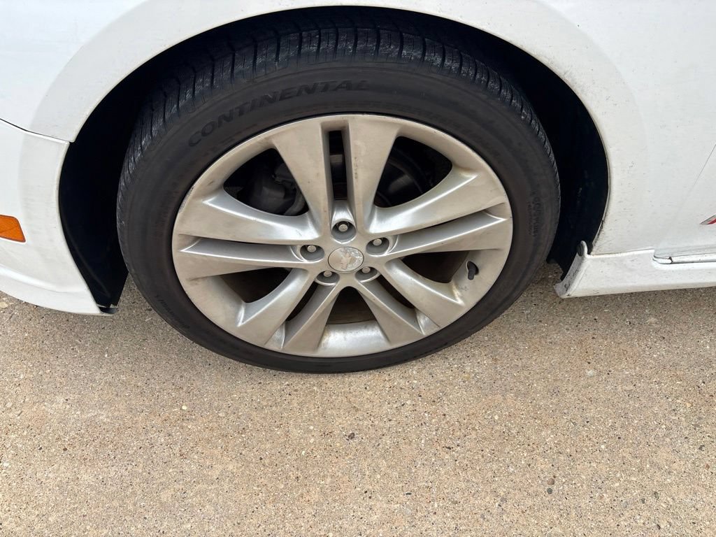 Used 2013 Chevrolet Cruze LTZ w/ Enhanced Safety Package FWD image 9