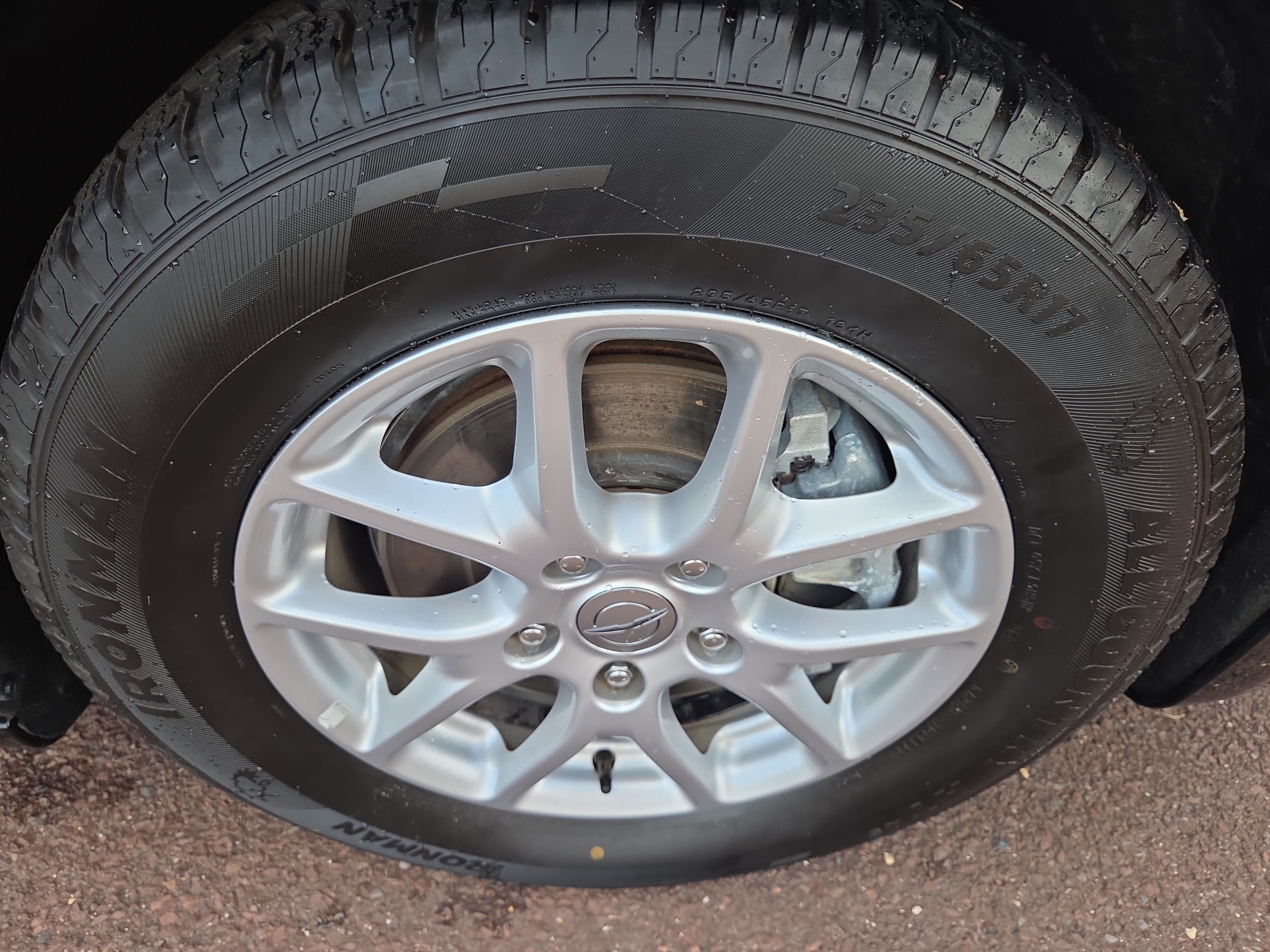 Used 2023 Chrysler Pacifica Touring-L FWD image 9