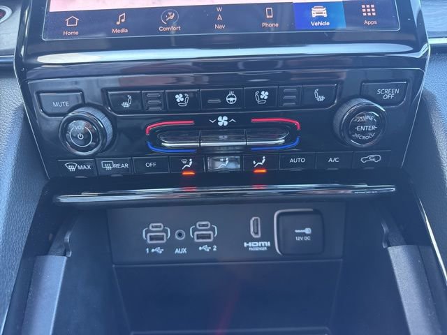 Used 2023 Jeep Grand Cherokee L Overland image 16