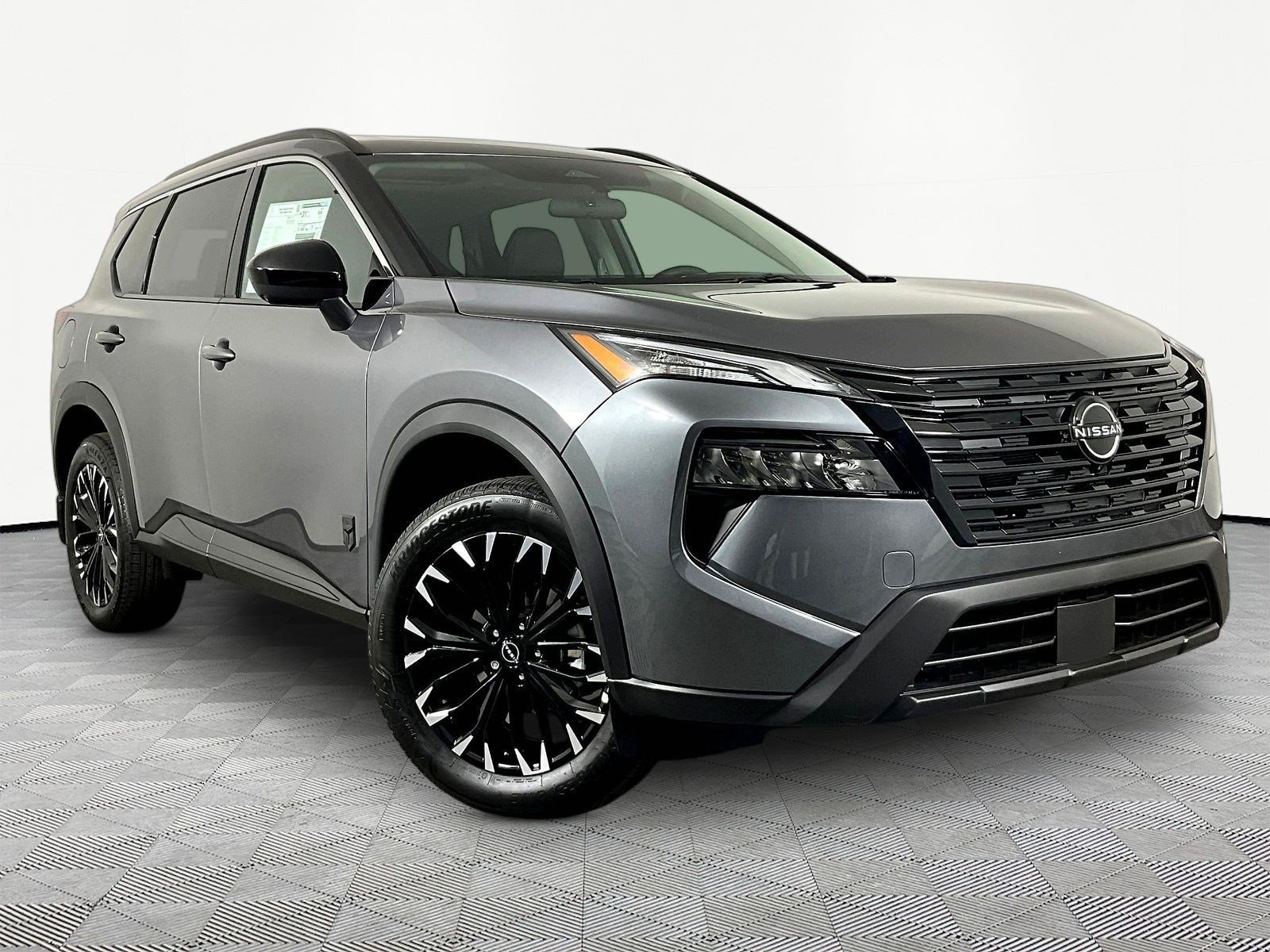 New 2026 Nissan Rogue Dark Armor AWD/4WD video 3