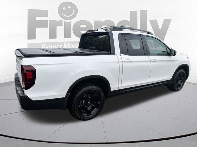 Used 2025 Honda Ridgeline Black Edition image 8