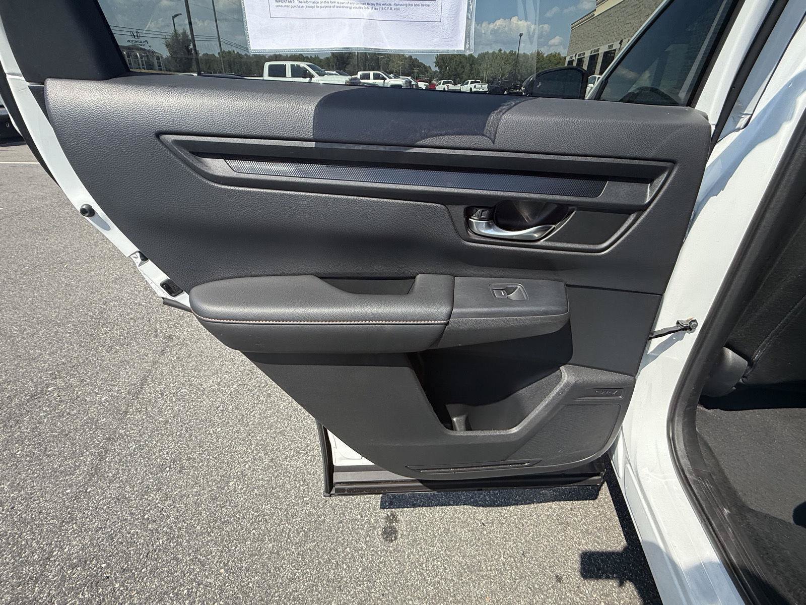 Used 2025 Honda CR-V Sport image 19