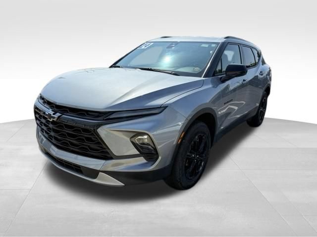 Certified 2024 Chevrolet Blazer LT w/ Convenience Package FWD image 4