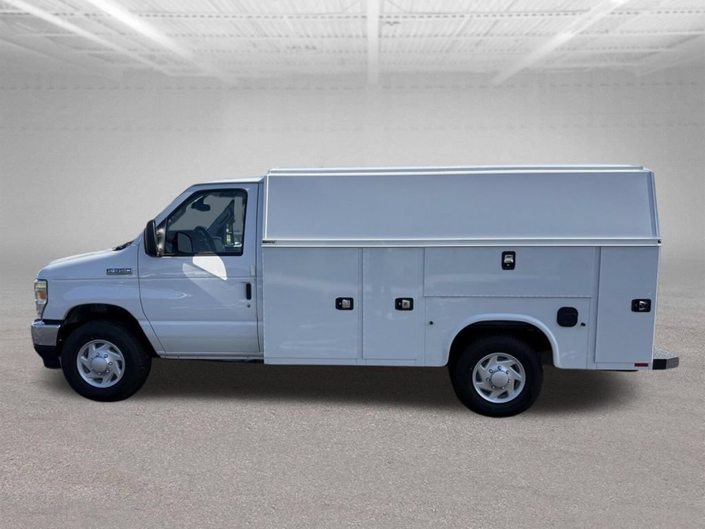 New 2026 Ford E-350 and Econoline 350 Super Duty w/ Power Equipment Group RWD image 9