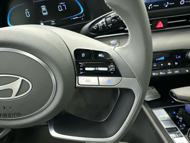 New 2026 Hyundai Elantra SEL Sport Premium FWD image 25