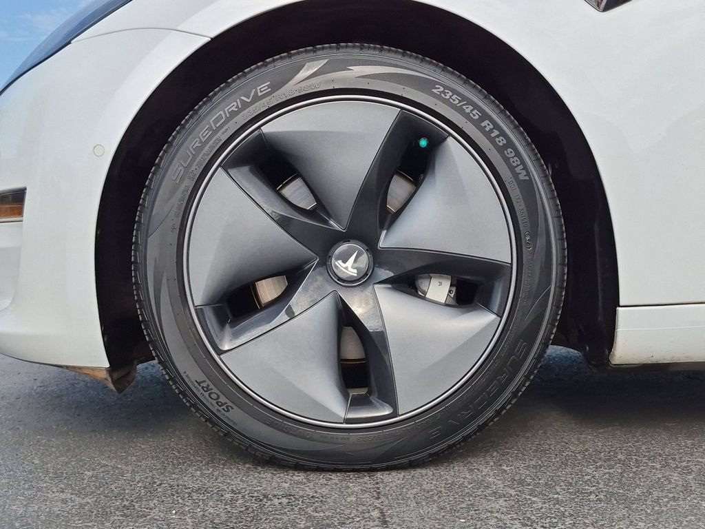 Used 2018 Tesla Model 3 Long Range AWD/4WD image 11