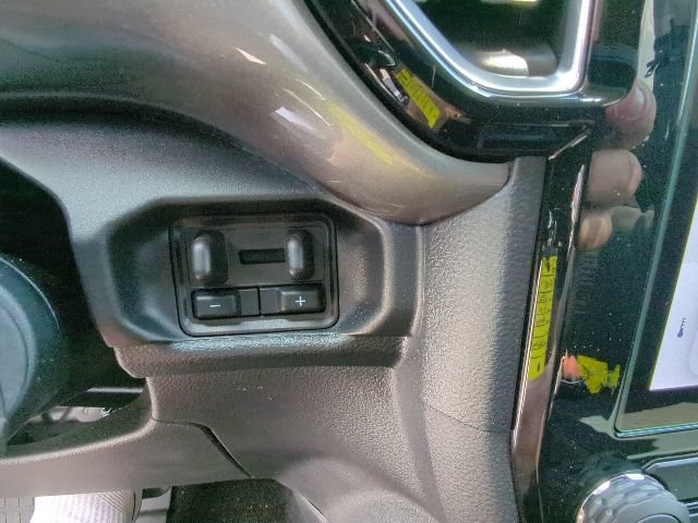 Used 2025 Ford Ranger XLT w/ FX4 Off-Road Package AWD/4WD image 28
