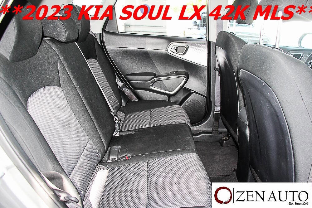 Used 2023 Kia Soul LX w/ Option Group 015 image 31