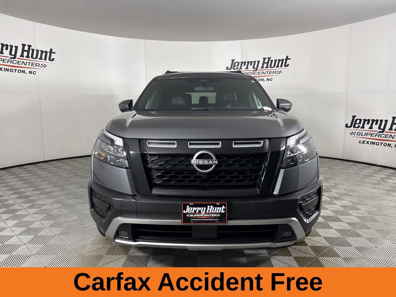 Used 2023 Nissan Pathfinder Rock Creek AWD/4WD image 3