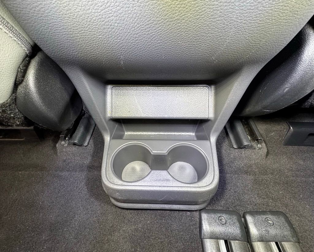 Used 2024 Toyota Sienna XLE image 51