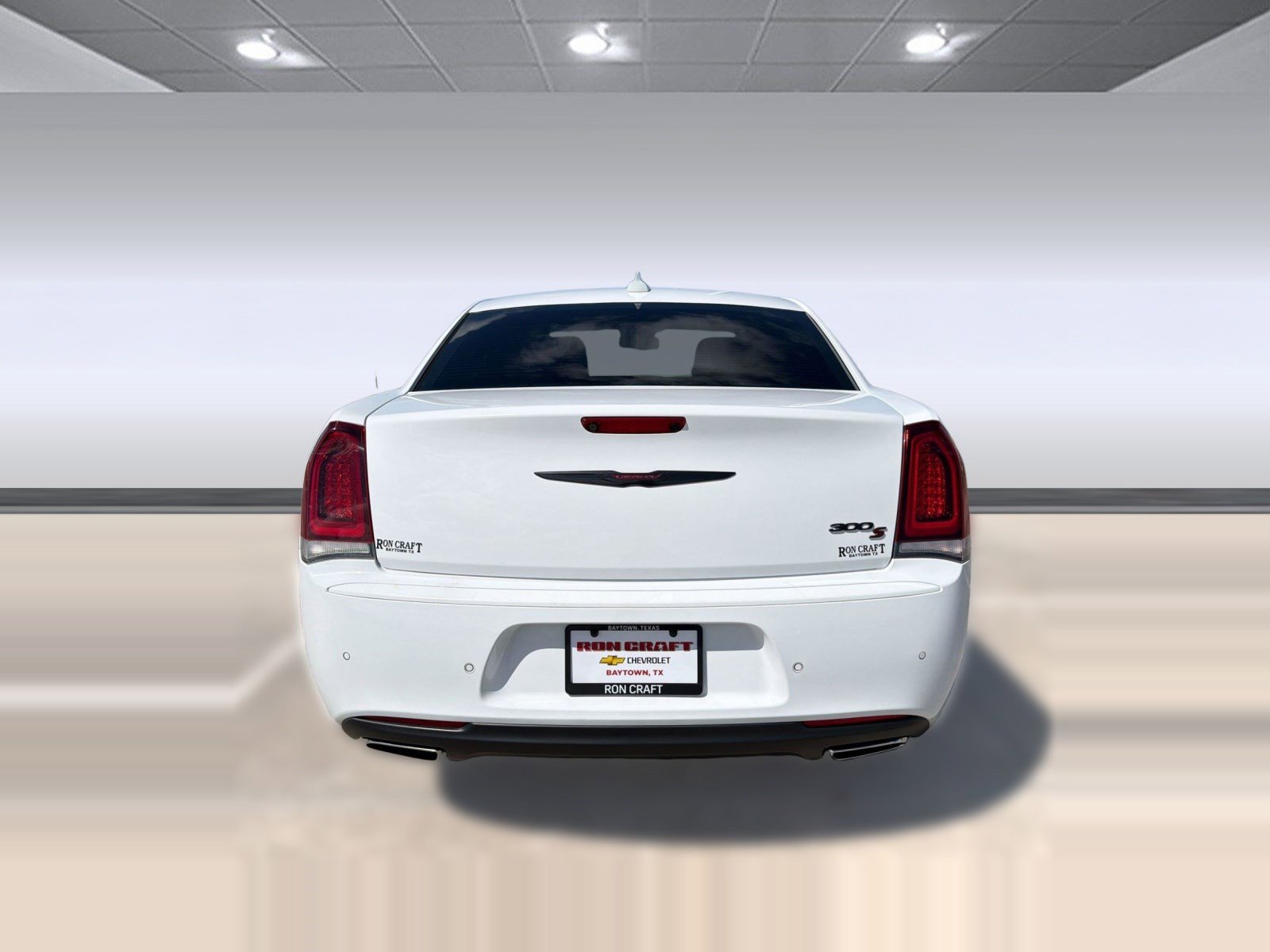 Used 2021 Chrysler 300 S RWD image 9