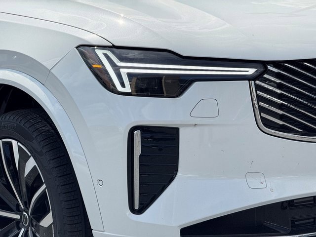 New 2026 Volvo XC90 T8 Ultra image 3