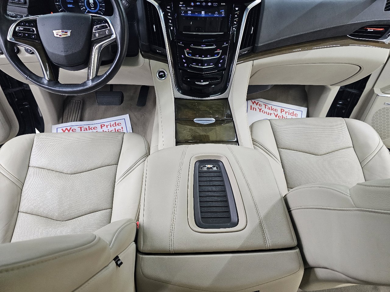 Used 2019 Cadillac Escalade ESV Premium Luxury w/ LPO, Radiant Package image 30