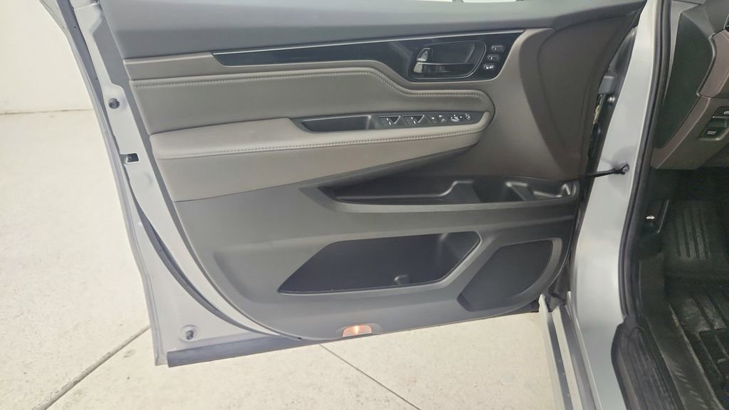 Used 2024 Honda Odyssey Touring image 26