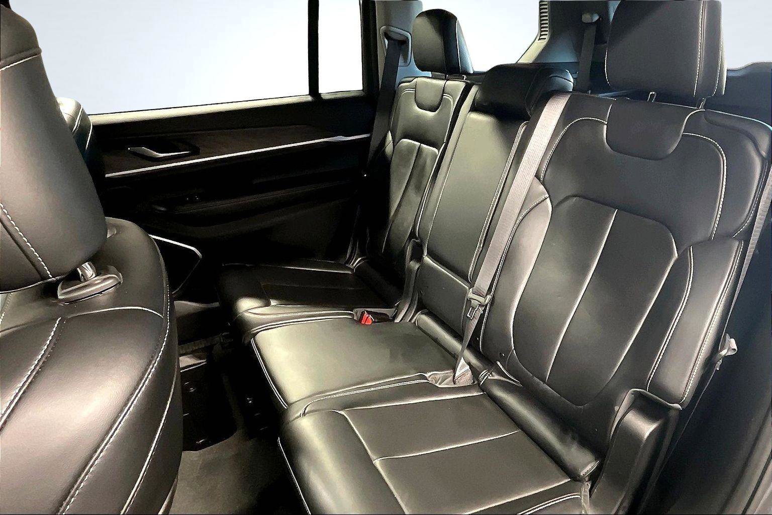 Used 2021 Jeep Grand Cherokee L Limited w/ Trailer Tow Package image 27