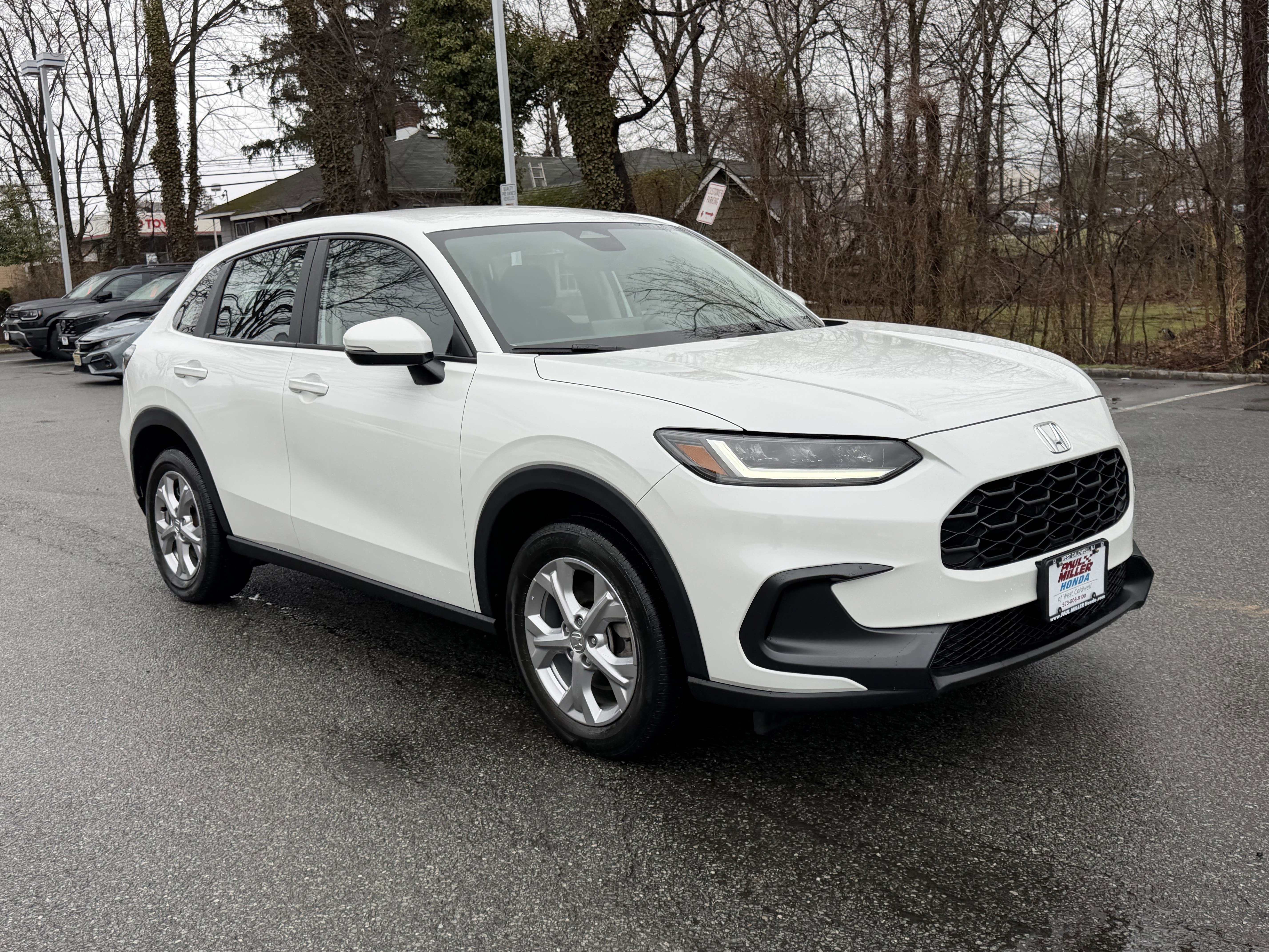 Certified 2023 Honda HR-V LX image 3