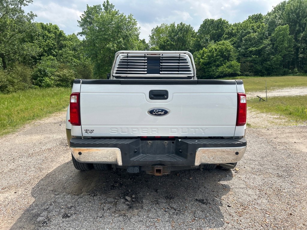 Used 2011 Ford F450 Lariat w/ Lariat Ultimate Pkg AWD/4WD image 4