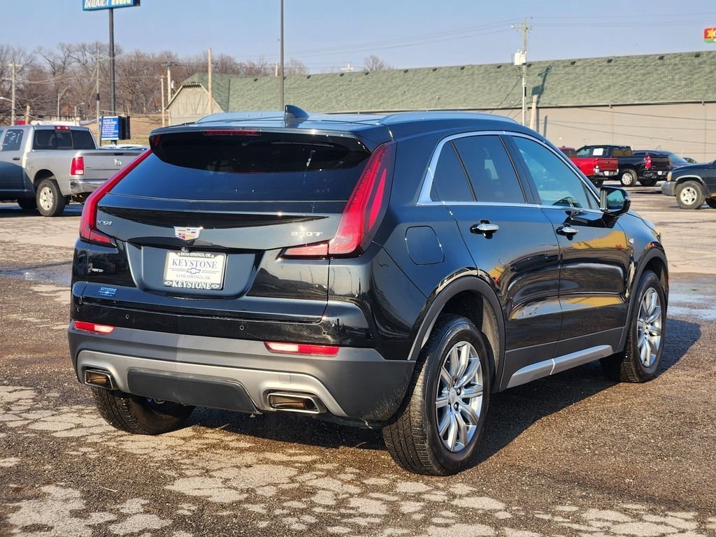 Used 2023 Cadillac XT4 Premium Luxury AWD/4WD image 5