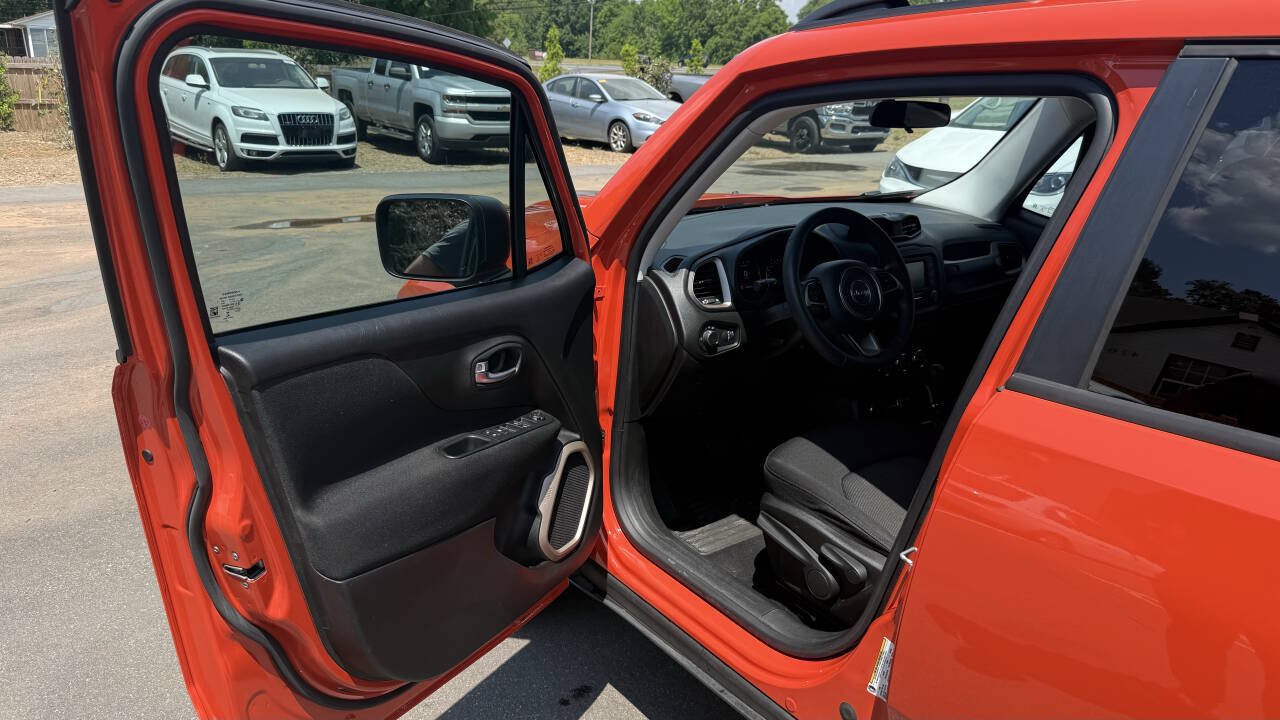 Used 2017 Jeep Renegade Sport w/ Power & Air Group AWD/4WD image 11
