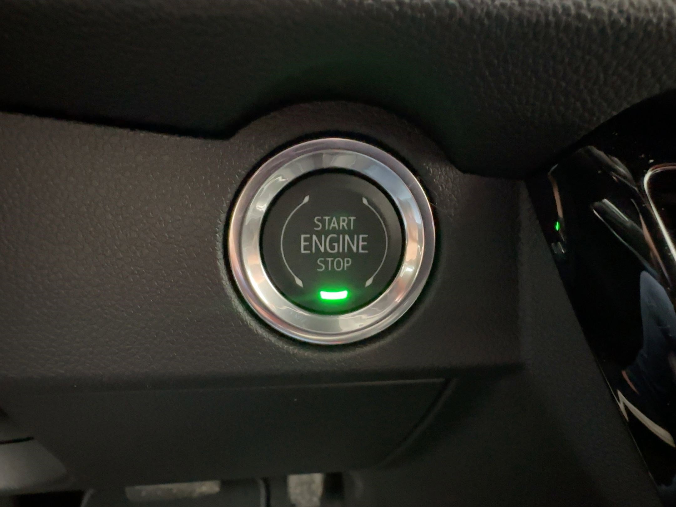 New 2026 Chevrolet Traverse LT w/ Sun and Wheel Package image 25