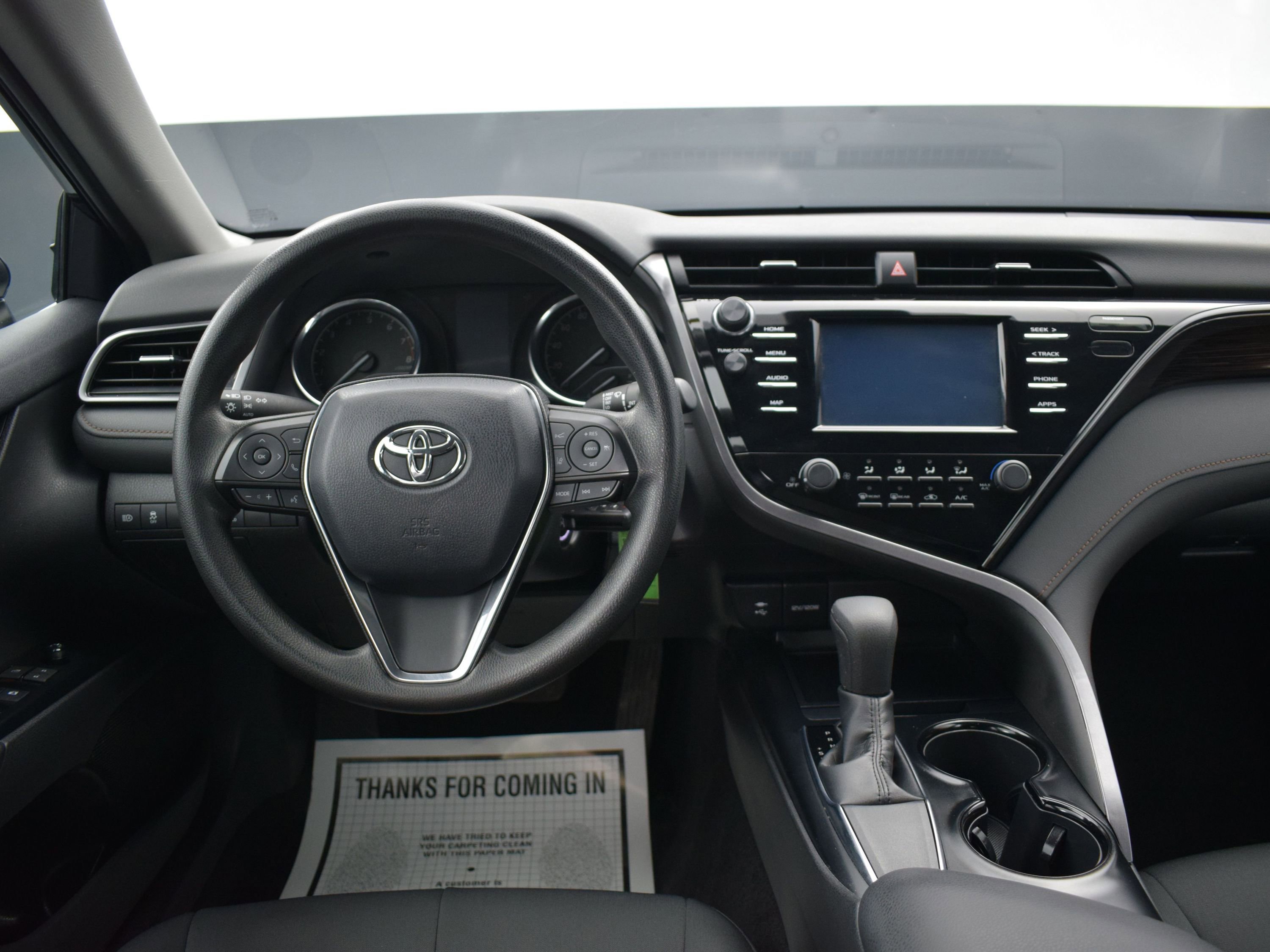 Used 2019 Toyota Camry LE image 14
