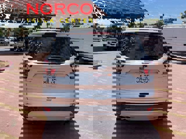 Used 2017 Ford Escape SE image 7