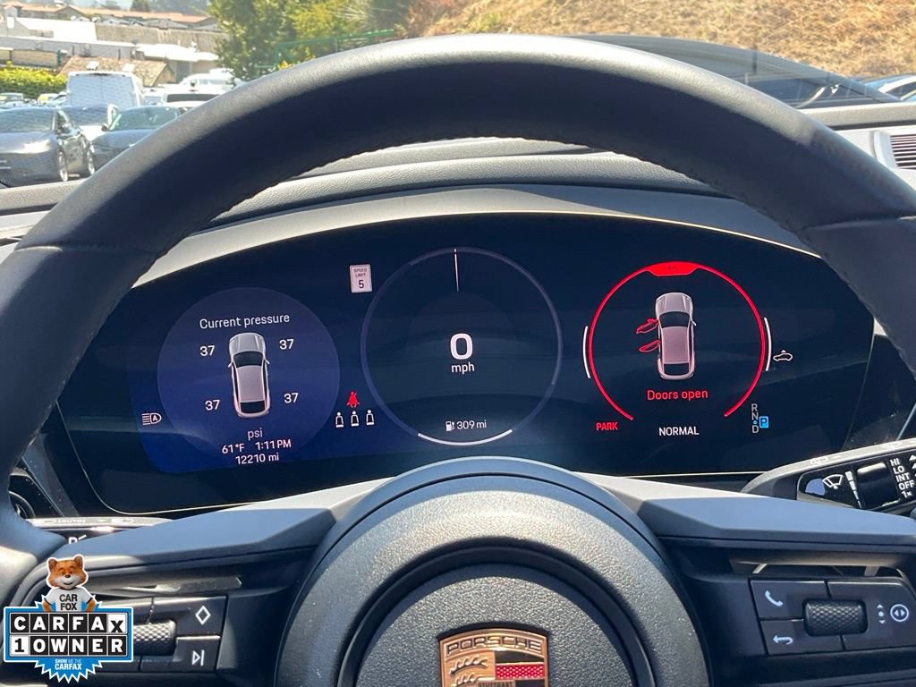 Used 2025 Porsche Macan 4S Electric AWD/4WD image 41