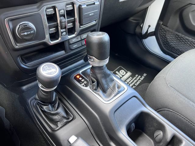 Used 2023 Jeep Wrangler Unlimited Sport AWD/4WD image 24