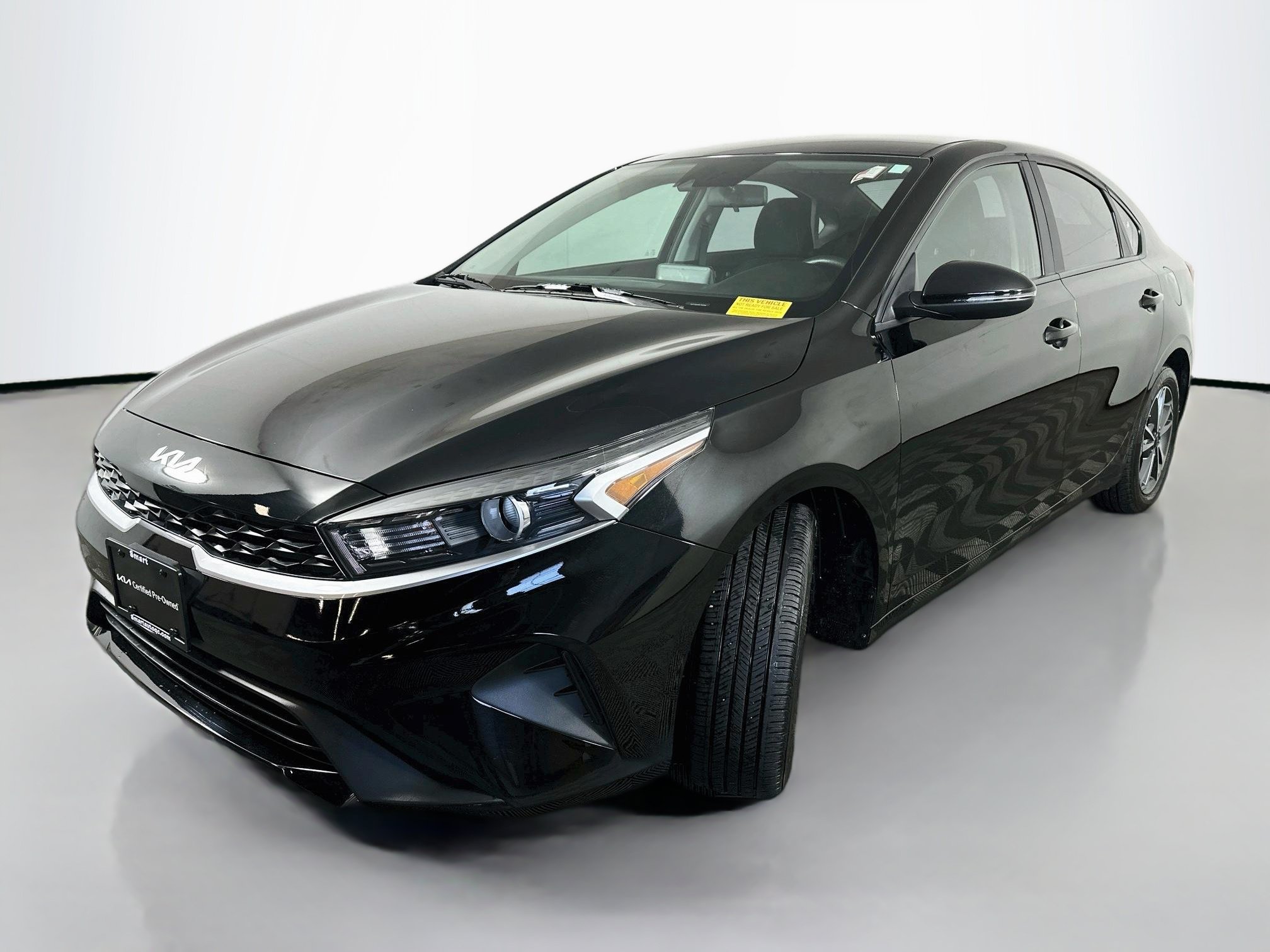 Certified 2024 Kia Forte LXS w/ LXS Technology Package FWD image 3