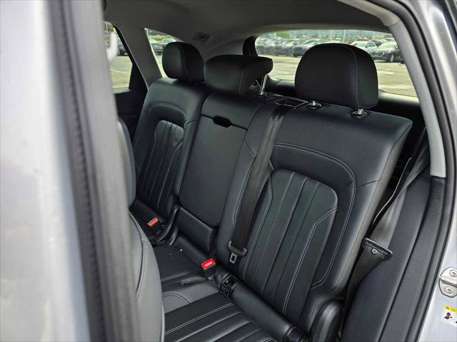Used 2023 Audi Q5 2.0T Premium image 19