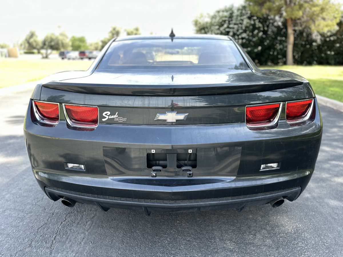 Used 2013 Chevrolet Camaro LS RWD image 4