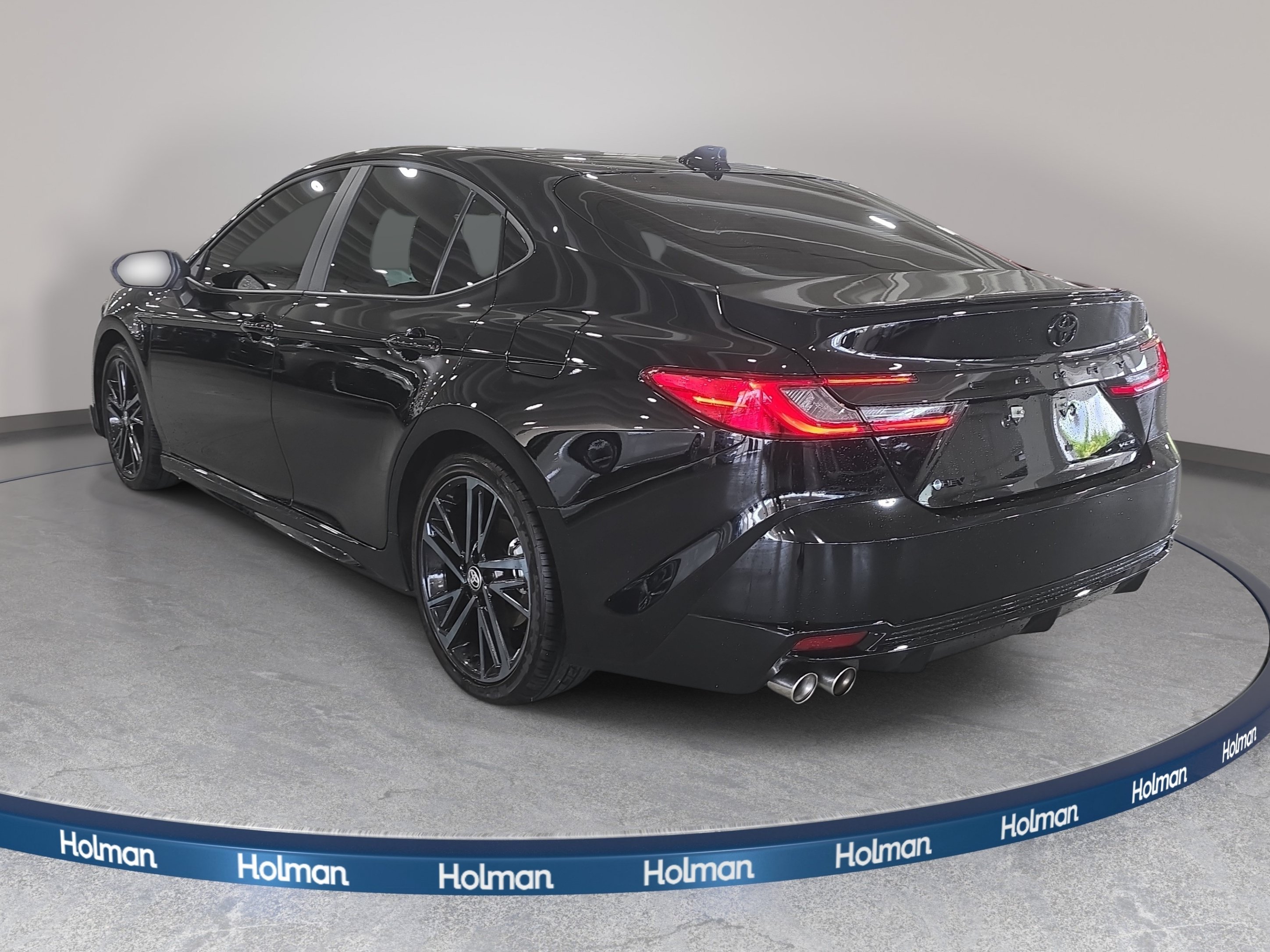 Used 2026 Toyota Camry XSE FWD image 7