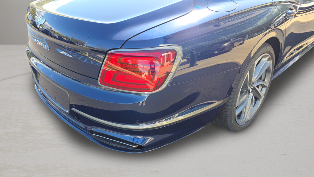 New 2025 Bentley Flying Spur Plug-In Hybrid AWD/4WD image 11