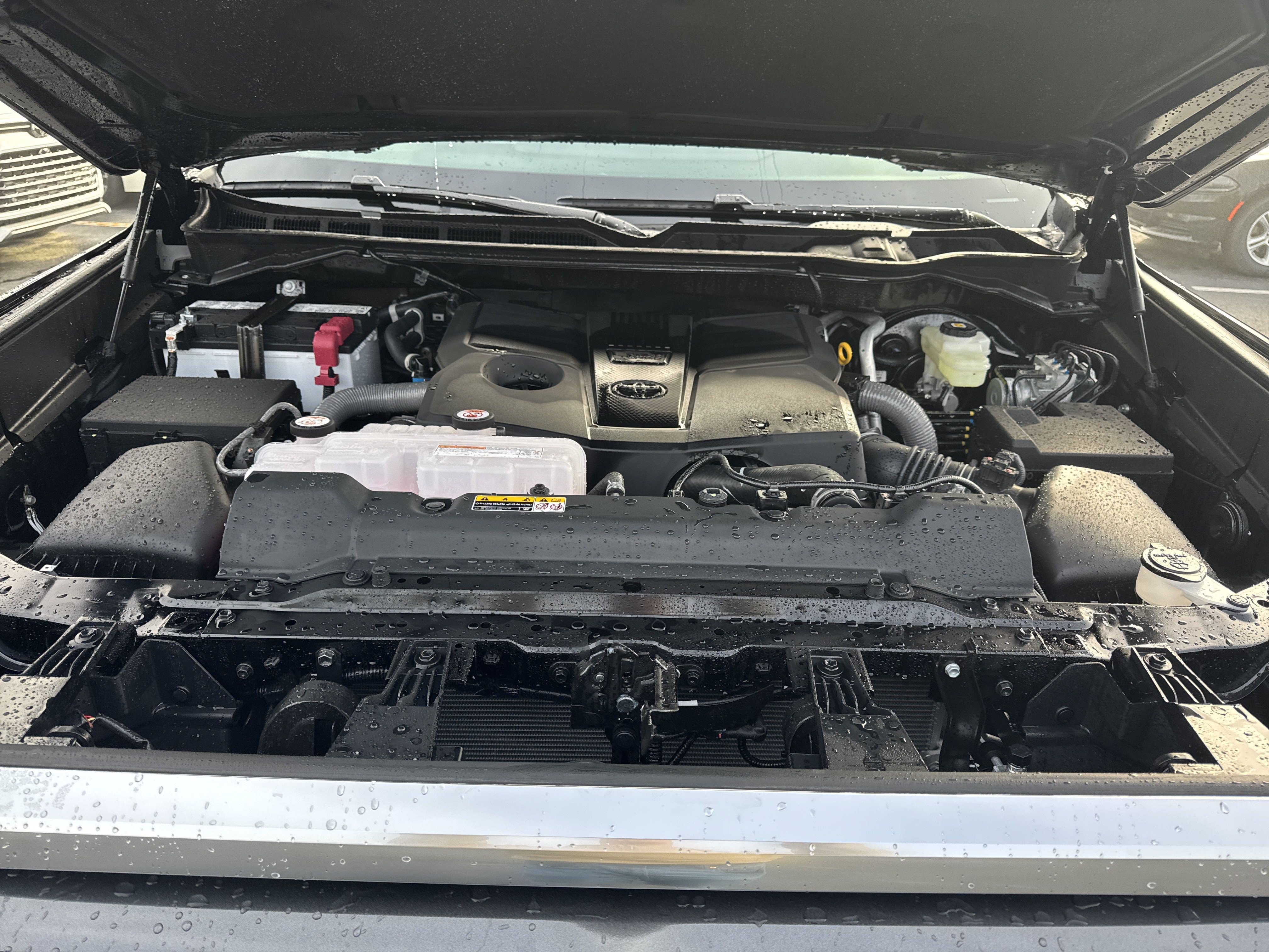 New 2025 Toyota Tundra Limited AWD/4WD image 36