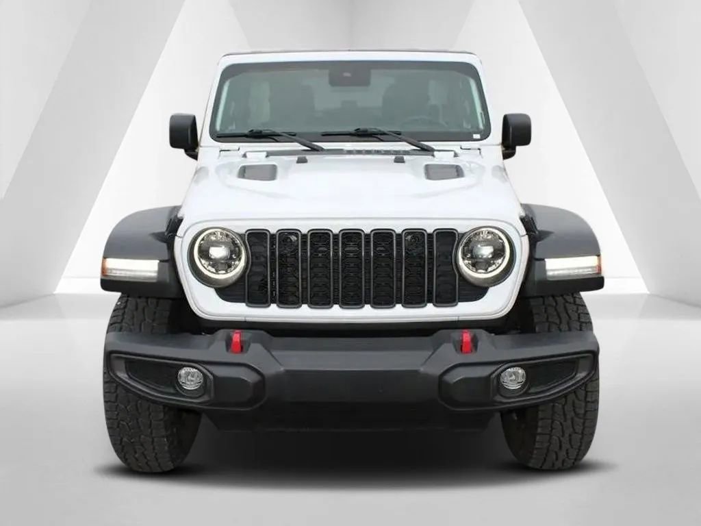 Used 2024 Jeep Wrangler Unlimited Rubicon image 2