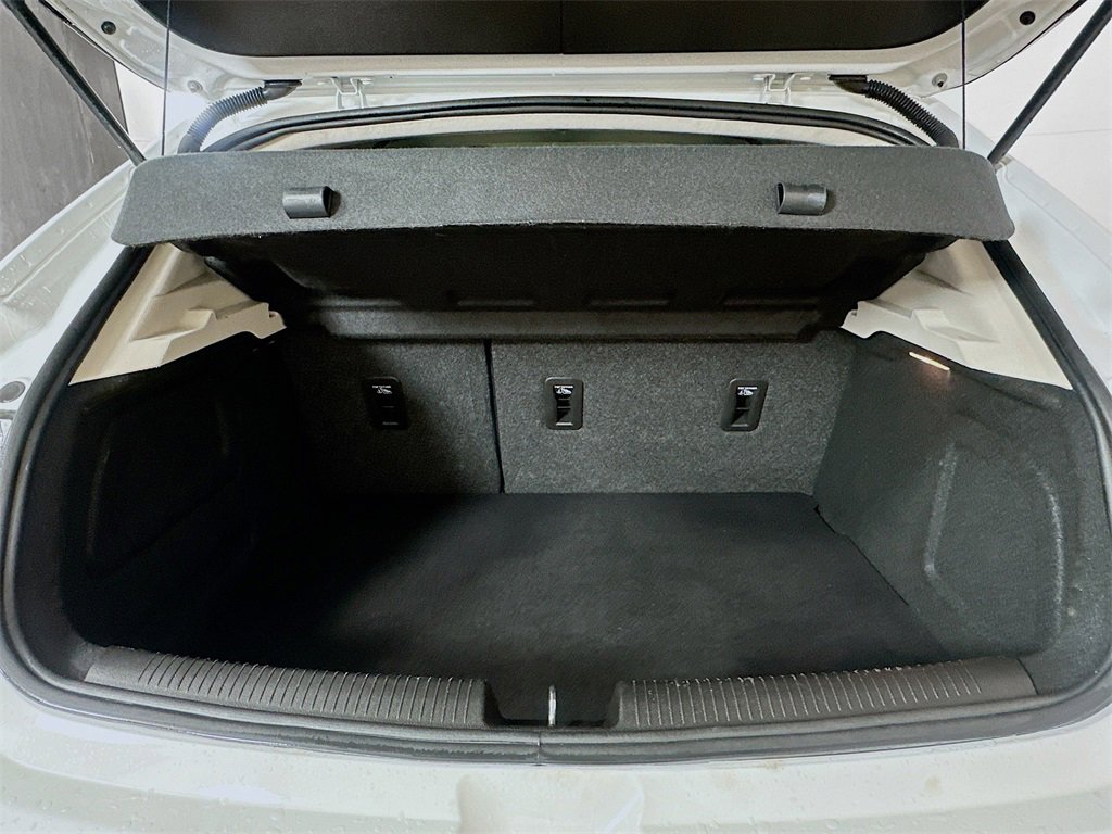 Used 2017 Chevrolet Cruze LT w/ Sun And Sound Package image 26