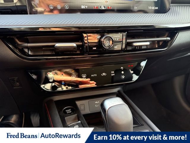 New 2026 Nissan Kicks SR w/ Cold Weather Package image 16