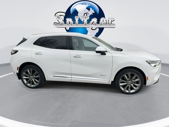 Used 2022 Buick Envision Avenir w/ Technology Package II image 10