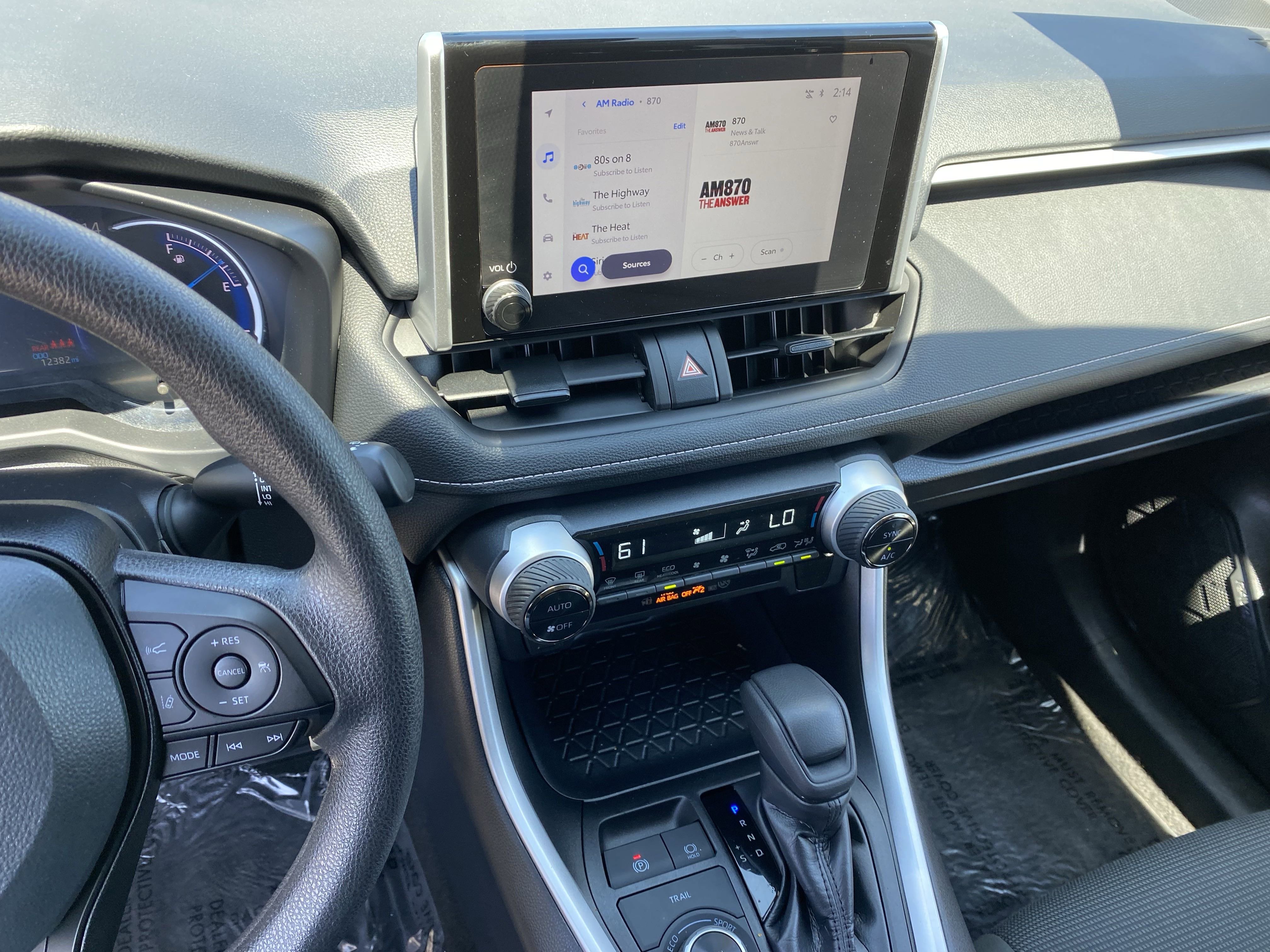 Used 2025 Toyota RAV4 LE image 17