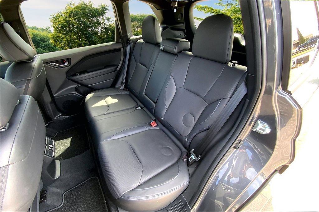 Certified 2025 Subaru Forester Limited image 21