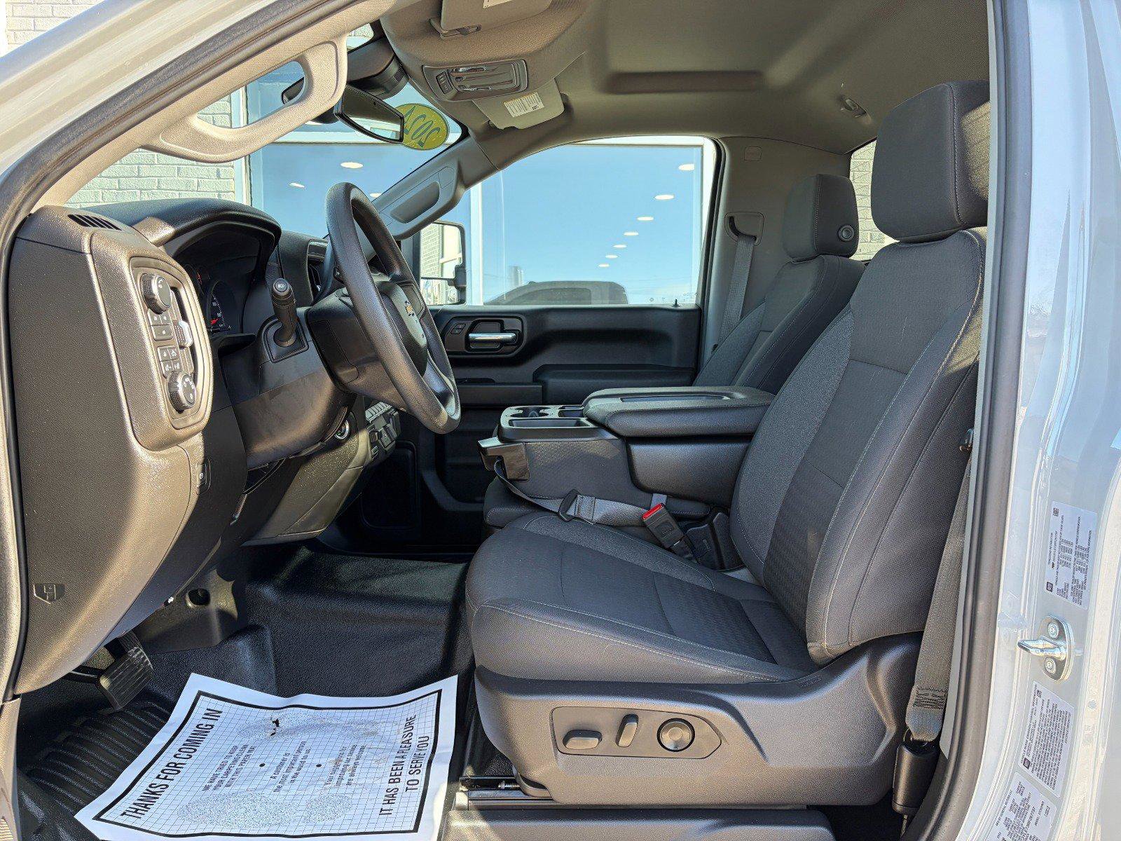 Used 2024 Chevrolet Silverado 2500 W/T image 8