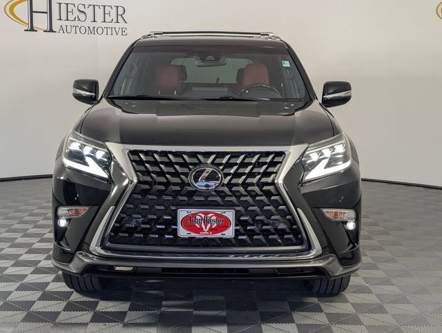 Used 2022 Lexus GX 460 Premium w/ Accessory Package image 3