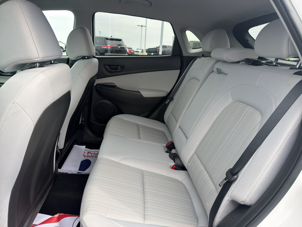 Used 2023 Hyundai Kona SEL AWD/4WD image 10