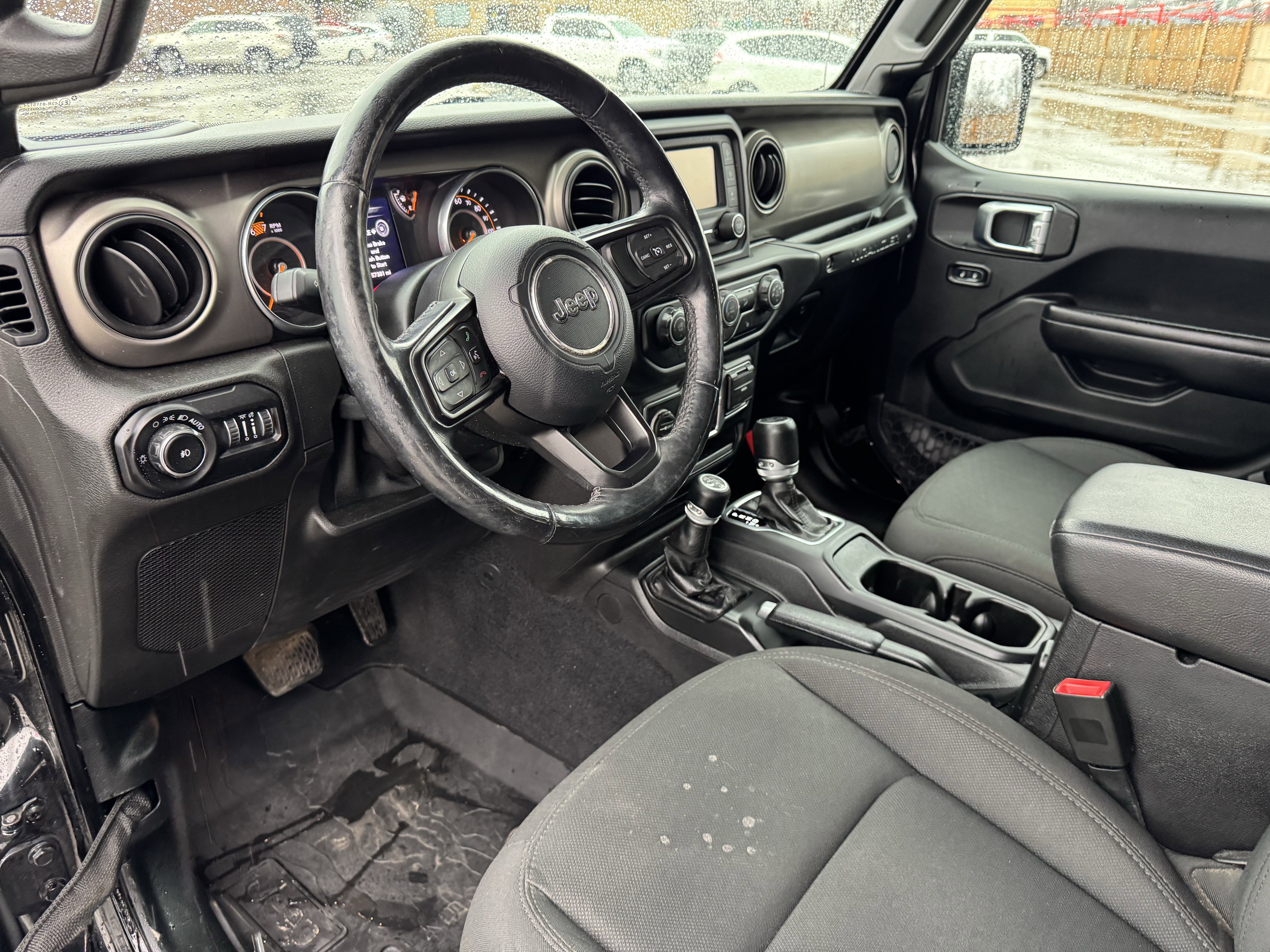 Used 2018 Jeep Wrangler Unlimited Sport S image 24