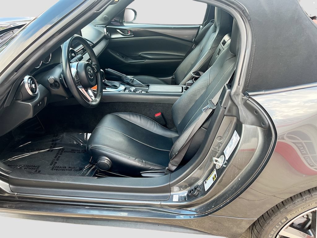 Used 2022 MAZDA MX-5 Miata Grand Touring RWD image 21