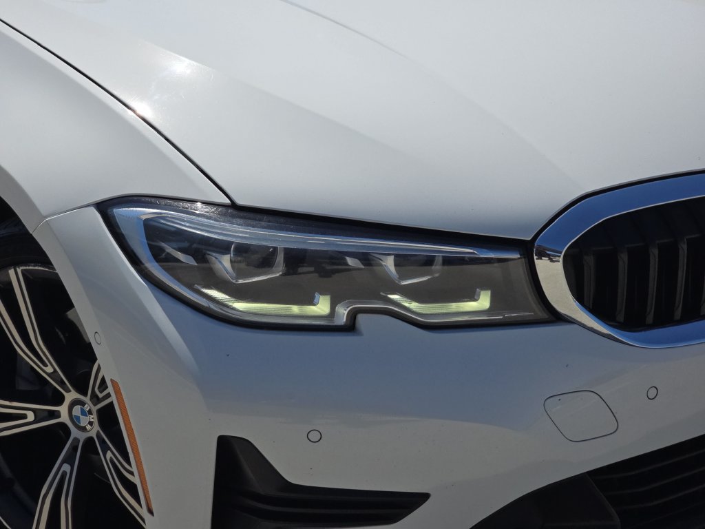 Used 2022 BMW 330i Sedan w/ Premium Package 2 RWD image 34